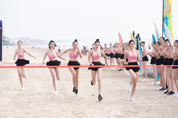 Thí sinh Hoa Hậu Việt Nam 2020 vừa xinh vừa sở hữu bảng thành tích thể thao đáng nể ảnh 4