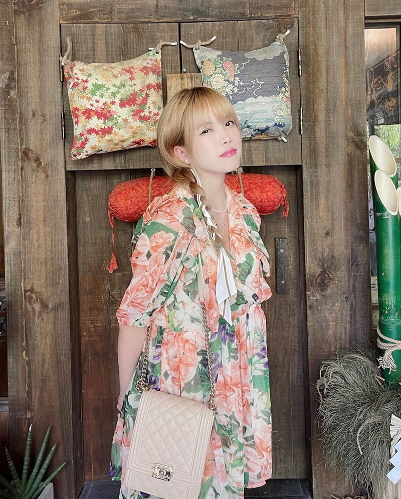 Đổi style "bánh bèo" nhưng không hề yếu đuối, netizen khen "Thiều Bảo Trâm đẹp nhất khi không thuộc về ai" ảnh 7