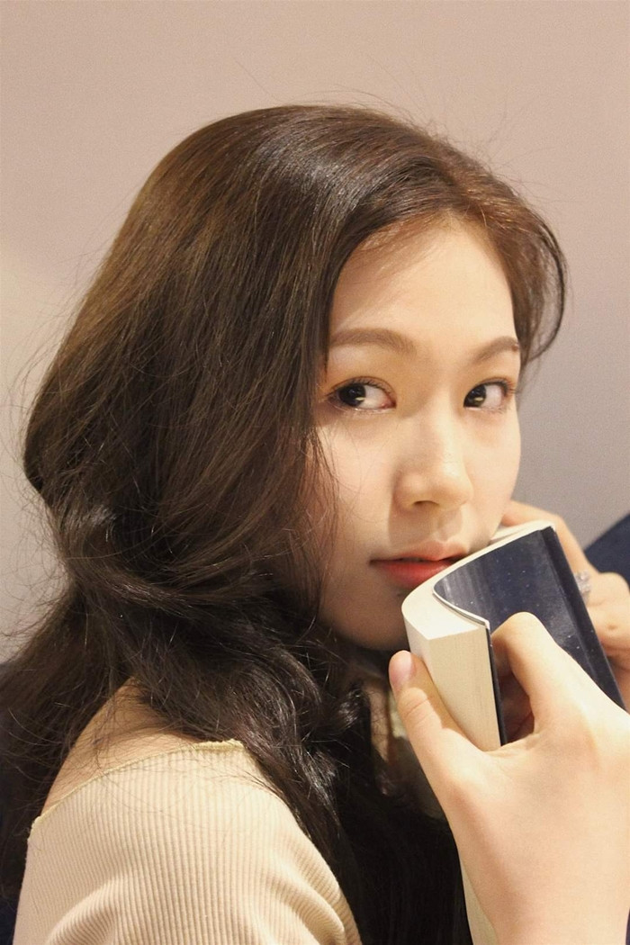 Thí sinh Hoa hậu Việt Nam mang nét đẹp “thần tiên tỉ tỉ” gần giống Hoa hậu Đặng Thu Thảo ảnh 4