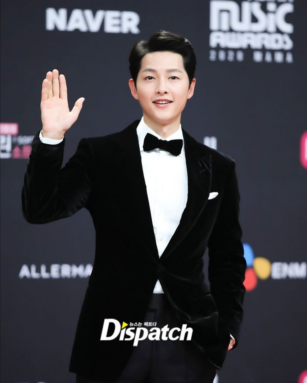 Thảm đỏ MAMA 2020: Vắng mặt BLACKPINK nhưng không nhóm nhạc nữ nào chiếm trọn spotlight ảnh 2