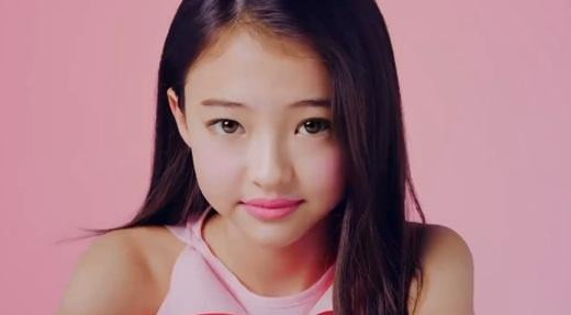 3 cô gái được cho là “bản sao” của Jennie BLACKPINK, giống nhất lại là cô bé mới 12 tuổi ảnh 5