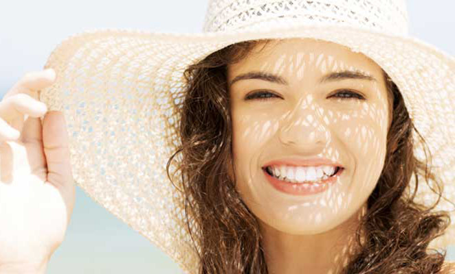 Muốn da không bị khô và bong tróc trong mùa Hè nắng gắt, áp dụng ngay các bí kíp này! ảnh 2