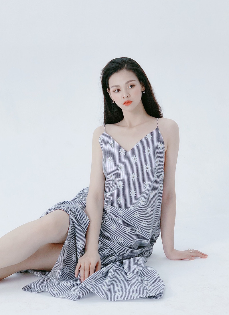 Minh Thư - cô gái giảm 17kg để sở hữu vòng eo 57cm trong dàn thí sinh Hoa hậu Việt Nam ảnh 3