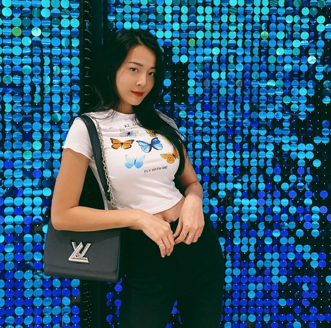 Sao Việt “rủ nhau” đọ sắc với trang phục gam màu đen - trắng, ai quyến rũ hơn? ảnh 7