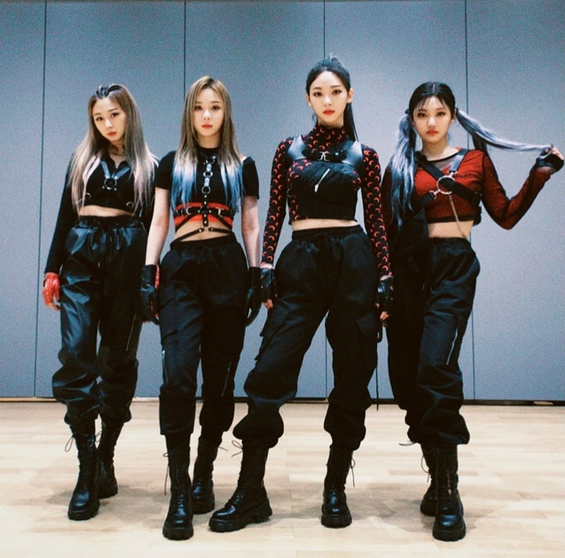 Netizen Hàn cho rằng aespa còn phải học hỏi BLACKPINK nhiều về cách diện đồ Techwear ảnh 2