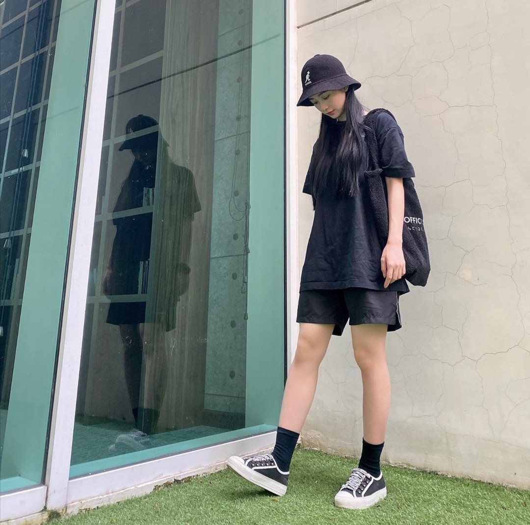 Học cách chọn đồ xuống phố chơi Trung Thu “chất” như Chi Pu, Lan Khuê, Thiều Bảo Trâm ảnh 9