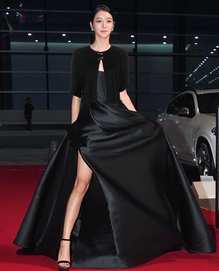 Seo Ye Ji có màn đáp trả “cực mặn” các bình luận khiếm nhã về bộ váy khoe vòng 1 tuần qua ảnh 4