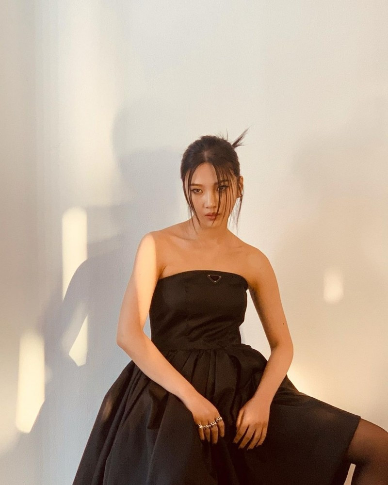 “Đại sứ hụt của Prada” Trịnh Sảng gây tiếc nuối khi đụng hàng mỹ nhân “True Beauty” và Joy (Red Velvet) ảnh 4