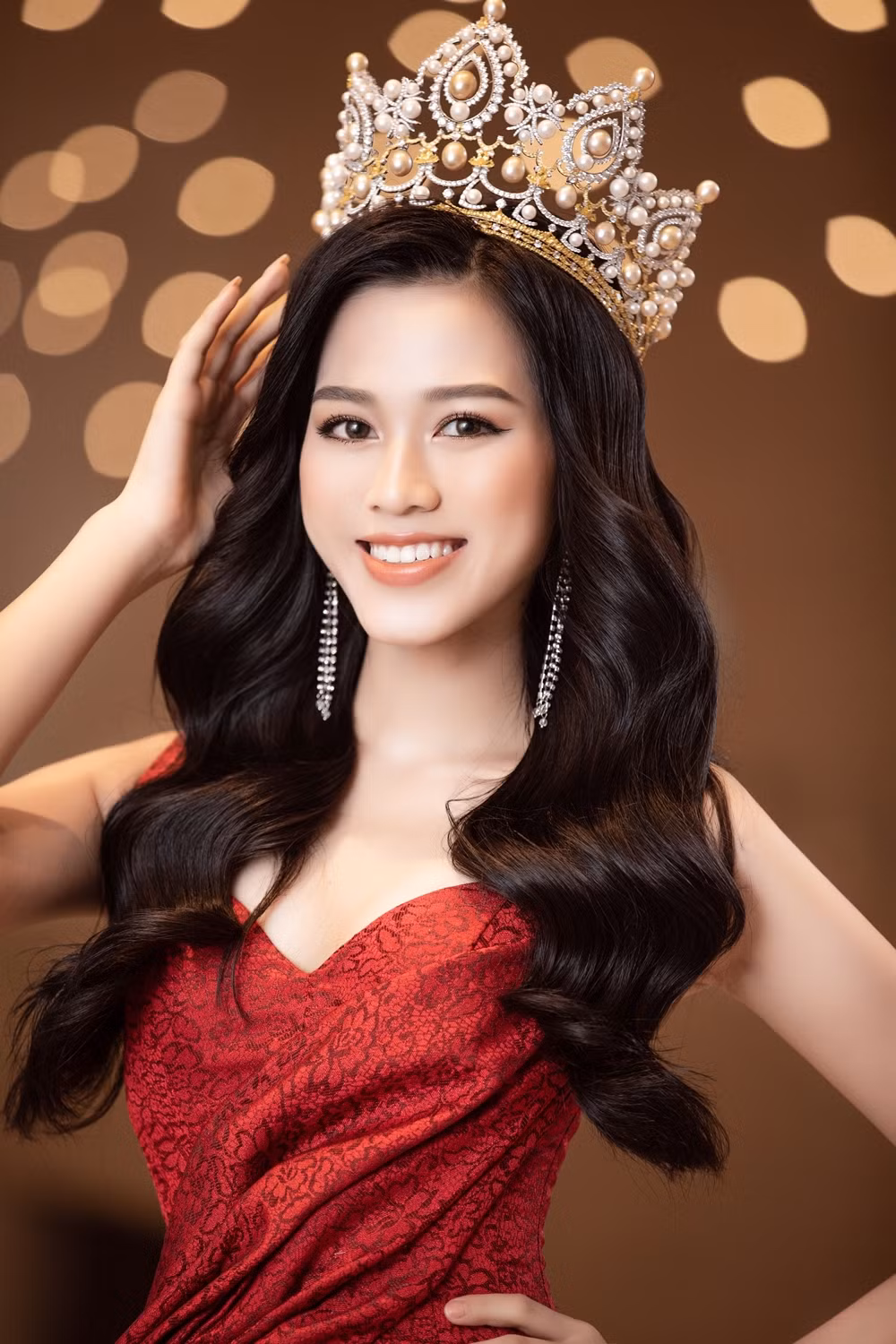 Hoa hậu Đỗ Thị Hà bất ngờ được chuyên trang sắc đẹp thế giới dự đoán lọt Top 10 Miss World ảnh 2