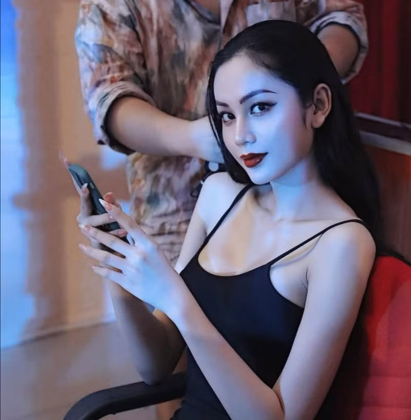 Nhan sắc "chuẩn hoa hậu” của mỹ nhân chuyển giới được cho là đội hụt vương miện Đại sứ Hoàn Mỹ 2020 ảnh 4