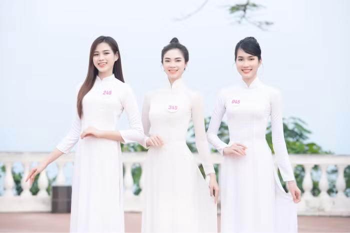 Dàn thí sinh Hoa Hậu Việt Nam 2020 khoe nhan sắc ngọt ngào trước biển trời Vũng Tàu ảnh 4