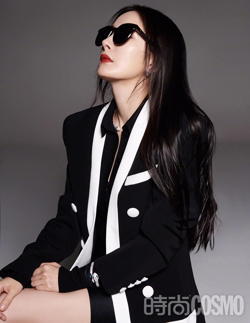 Dương Mịch xuất hiện trên bìa Cosmopolitan Trung với 2 sắc thái, trong đó concept với Doraemon đáng yêu cực ảnh 10