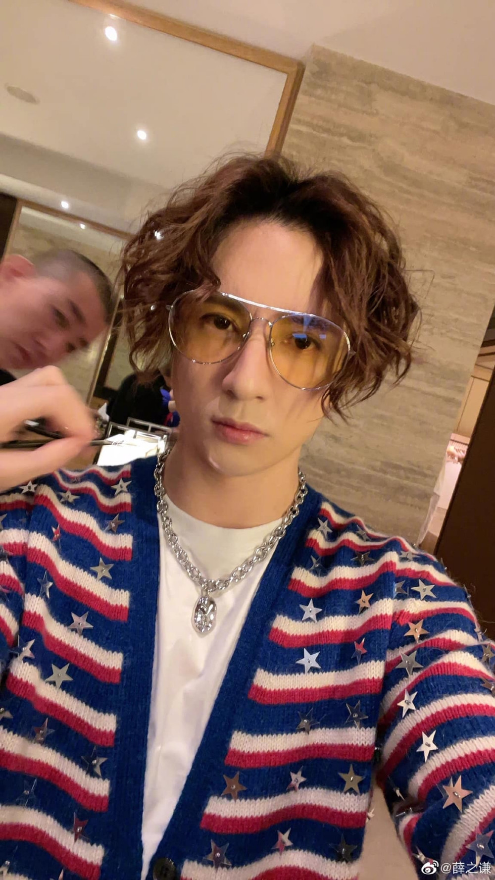 Ngắm Lisa đụng hàng toàn mỹ nam để thấy trình mix đồ của stylist nhà BLACKPINK thực sự quá đỉnh ảnh 6