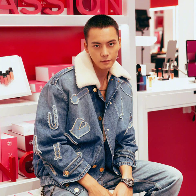 So sánh 3 sao nam C-Biz mặc đồ Chanel đẹp nhất: Đoán xem ai có thể “cân” cả đồ nữ? ảnh 5