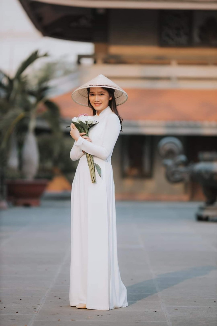 Phương Tuyết - thí sinh Hoa hậu Việt Nam khu vực miền Tây có đôi mắt 1 mí ấn tượng ảnh 3