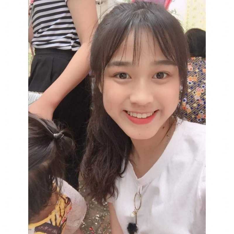 Ngắm Hoa hậu Đỗ Thị Hà khoe mặt mộc, netizen đồng lòng "make-up tự nhiên vẫn là đẹp nhất" ảnh 5