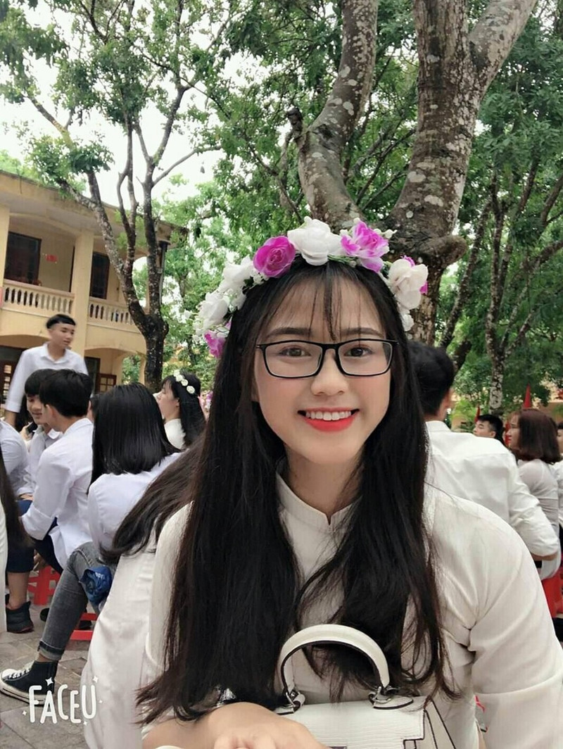 Ngắm Hoa hậu Đỗ Thị Hà khoe mặt mộc, netizen đồng lòng "make-up tự nhiên vẫn là đẹp nhất" ảnh 3