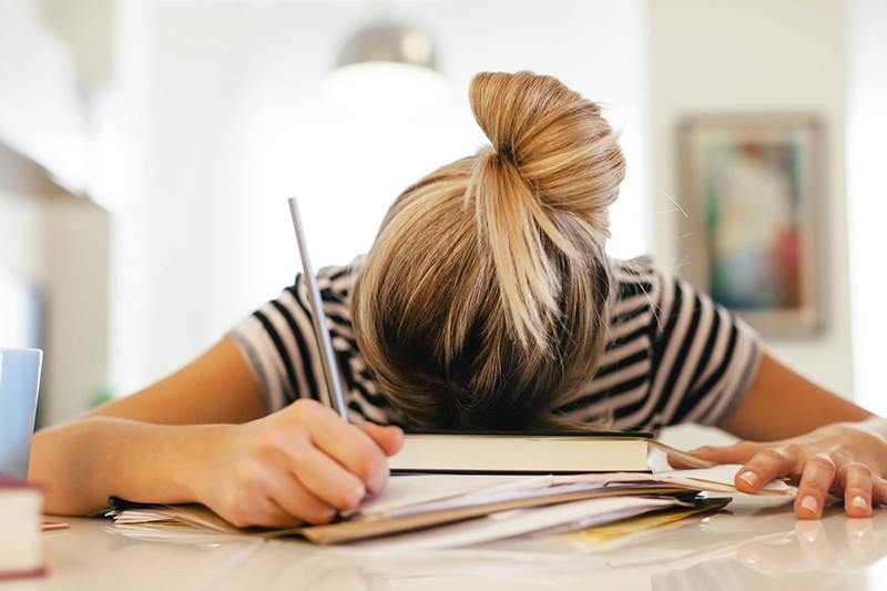 Mùa thi cử, stress có thể “tấn công” từ những dấu hiệu bạn chẳng hề ngờ tới ảnh 2