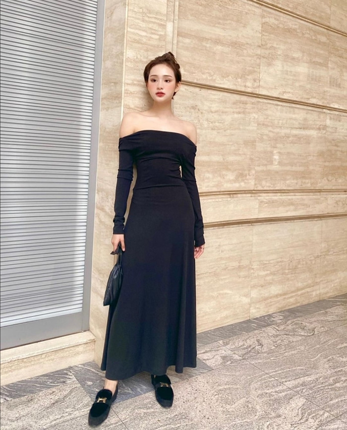 Linh Ngọc Đàm, Hiền Hồ cùng dàn mỹ nhân Việt khoe body cực phẩm với thời trang Thu Đông ảnh 6