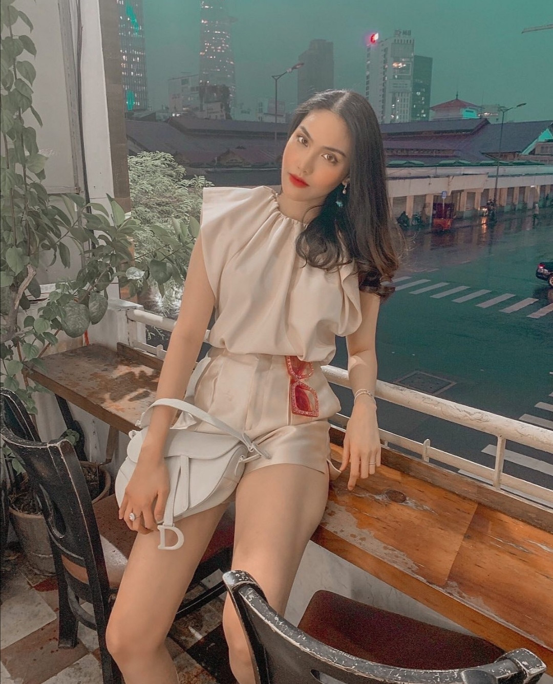 Học Ngọc Trinh, Minh Hằng... cách phối đồ để xin một vé gia nhập ngay “hội toàn chân” ảnh 8