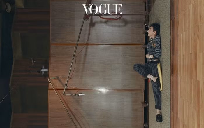 Chỉ có thể là G-DRAGON, chụp ảnh thời trang phía sau lưng vẫn được khen nức nở ảnh 10