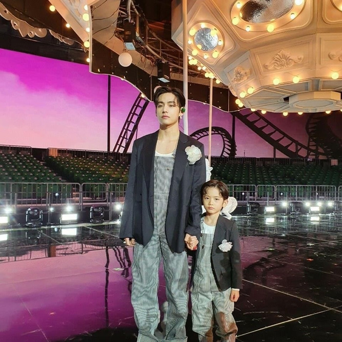 Không phải V (BTS) hay Sơn Tùng M-TP, Vương Nhất Bác mới là người đầu tiên mặc set đồ này ảnh 7