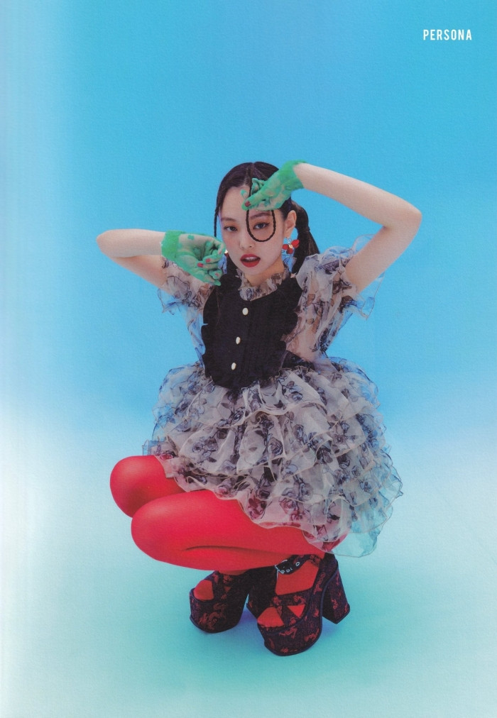 Đụng hàng váy búp bê, đẹp như Park Min Young vẫn phải chịu thua Jennie (BLACKPINK) ảnh 4