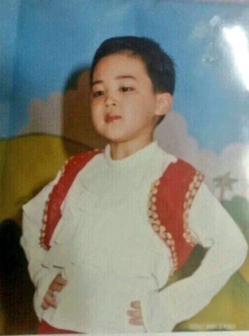 ARMY “phát cuồng” với bộ ảnh “Bạn đã thay đổi nhiều thế nào” siêu dễ thương của BTS ảnh 16