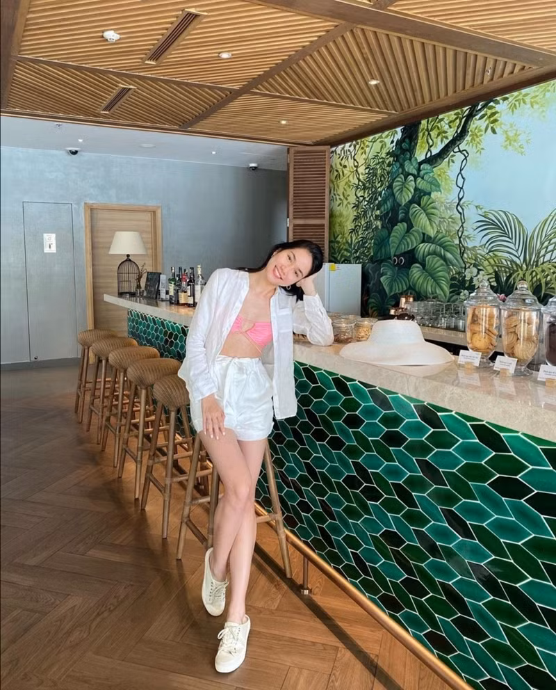 Chưa đến mùa Hè mà dàn mỹ nhân Việt đã tưng bừng diện đồ bơi khoe khéo dáng chuẩn ảnh 3