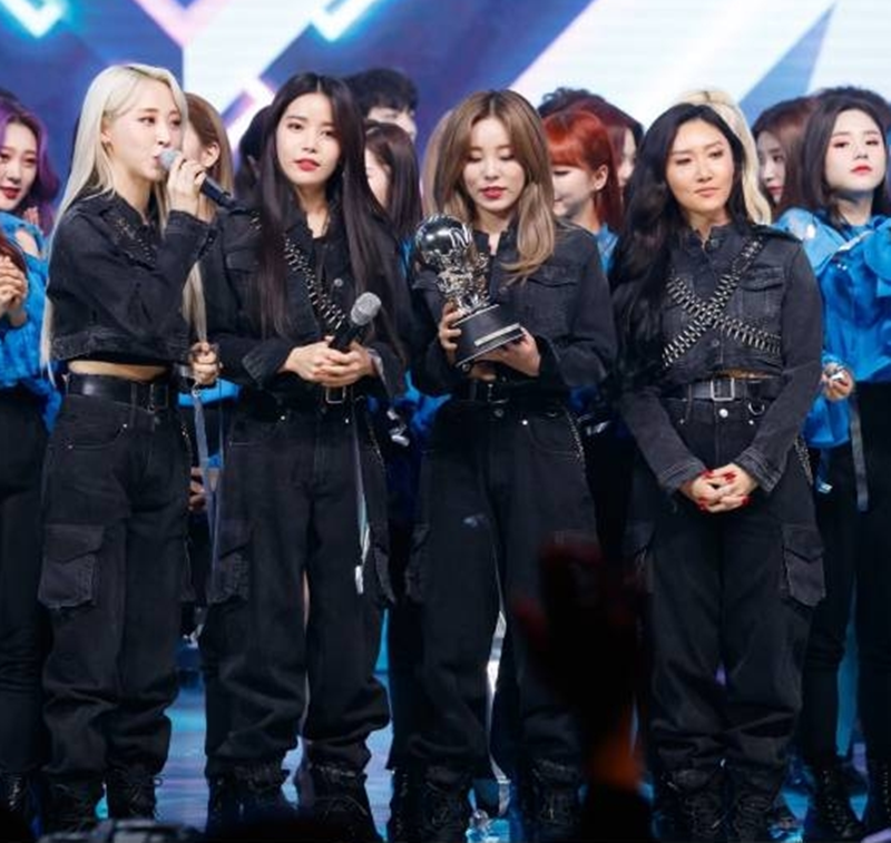 Netizen Hàn cho rằng aespa còn phải học hỏi BLACKPINK nhiều về cách diện đồ Techwear ảnh 4