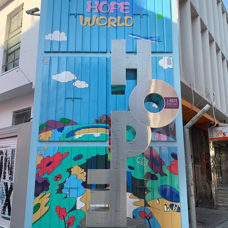 Đỉnh như fanbase của j-hope (BTS), xây hẳn bệnh viện để mừng sinh nhật idol ảnh 4