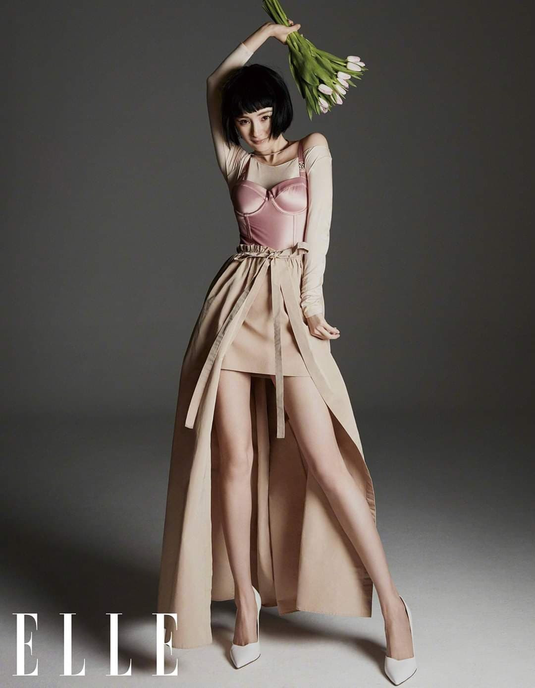 Dương Mịch gây bất ngờ với mái tóc ngắn trên tạp chí ELLE tháng 6/2020 ảnh 4