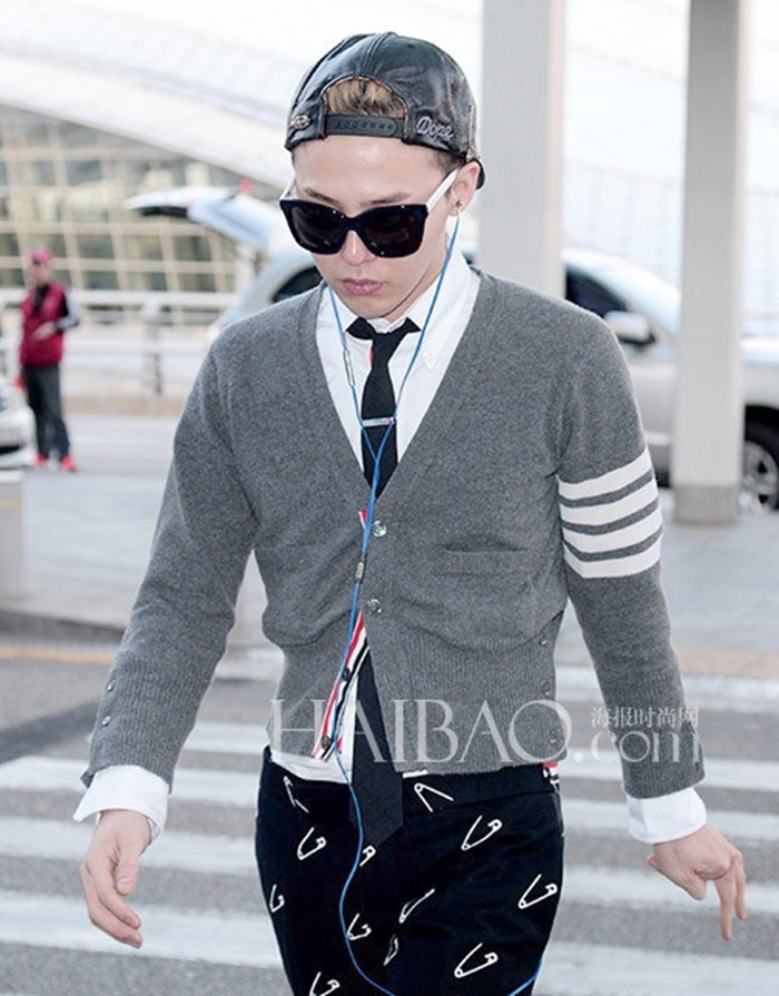 Chiếc áo cardigan Linh Ngọc Đàm mặc đến thăm nhà Độ Mixi nhìn đơn giản mà hóa ra cực hot ảnh 5