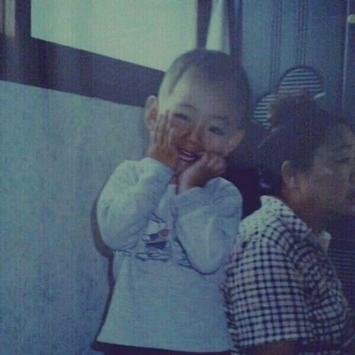 ARMY “phát cuồng” với bộ ảnh “Bạn đã thay đổi nhiều thế nào” siêu dễ thương của BTS ảnh 19