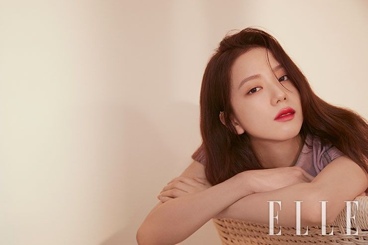 Ngắm Jisoo (BLACKPINK) trên ELLE Hàn để hiểu thế nào là đẳng cấp visual “siêu thực“ ảnh 4