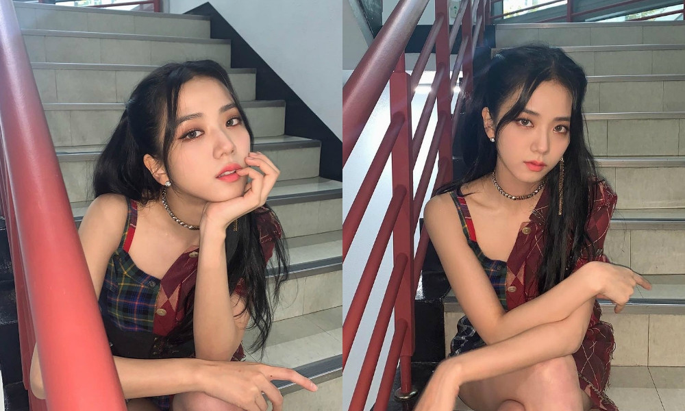 Netizen không hiểu vì sao stylist lại cho Jisoo mặc chiếc áo chắp vá te tua lên sân khấu ảnh 4