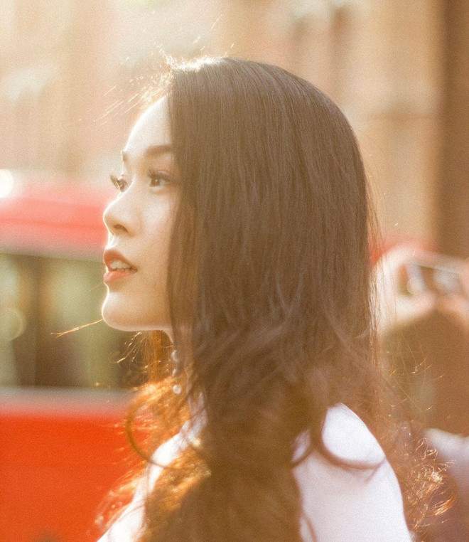 Hotgirl 9x từng tham gia MV Hồ Quang Hiếu được chú ý khi dự thi Hoa hậu Việt Nam ảnh 4