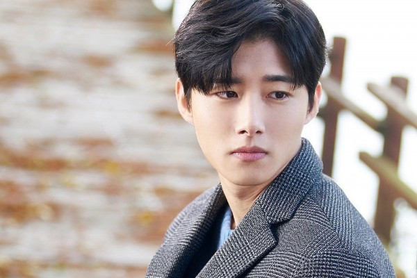 Diễn viên Seo Ji Hoon, người được cho là sẽ vào vai một trong các thành viên của BTS Phim truyền hình “Blue Sky” về BTS có gì bí ẩn mà được yêu cầu chế độ bảo mật tuyệt đối ảnh 2
