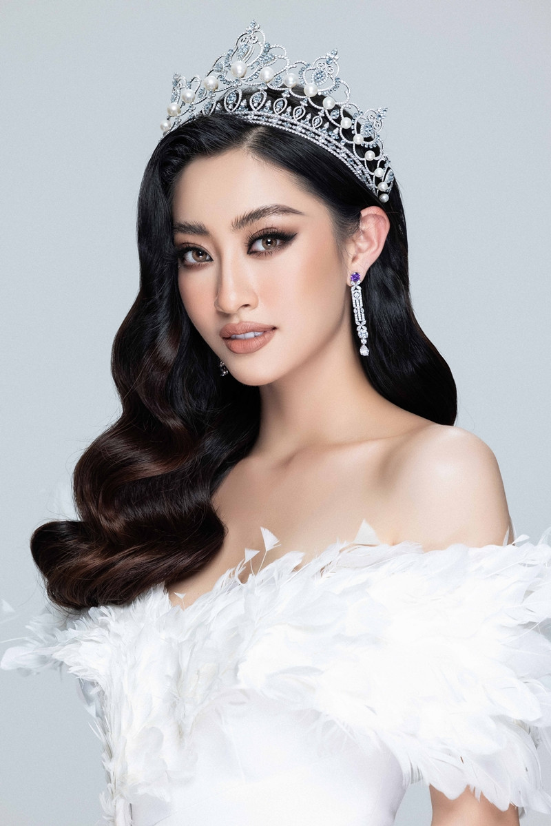 Hoa hậu Lương Thùy Linh cùng 2 Á hậu đọ sắc trong bộ ảnh khởi động Miss World Vietnam 2021 ảnh 3