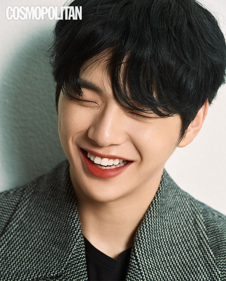 Kang Daniel đánh son cực đậm trên bìa Cosmo Hàn, hóa ra là quảng cáo son môi ảnh 5