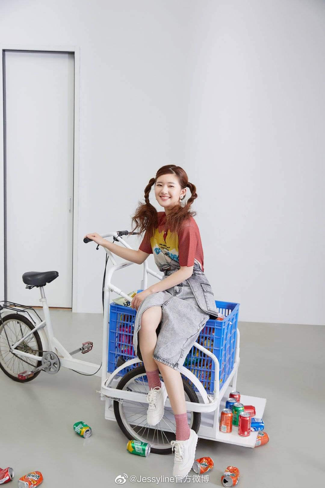 Triệu Lộ Tư khoe bộ ảnh thời trang mới, rộ tin đồn đóng cặp cùng Vương Nhất Bác ảnh 2