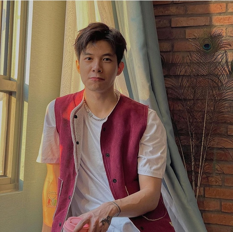 Ngắm “nội dung hấp dẫn” khiến các chị em không thể không thả tim của diễn viên Anh Tú ảnh 9