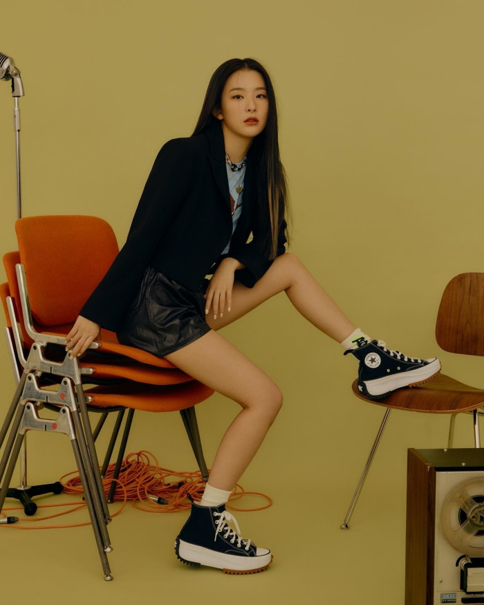 Seulgi (Red Velvet) siêu ngầu trong loạt ảnh quảng cáo cho mẫu giày mới của Converse All Star ảnh 2