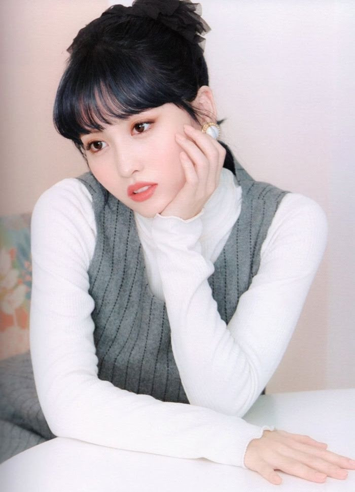 Netizen Hàn năn nỉ stylist cho TWICE “bê” trang phục album phiên bản Retro lên sân khấu ảnh 10