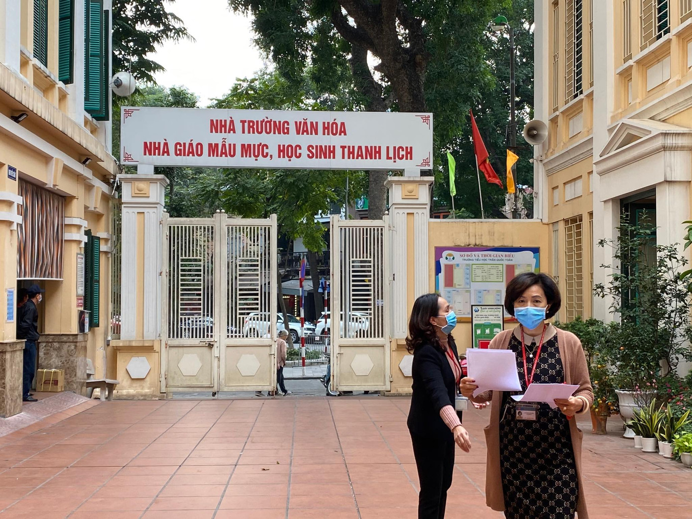 Ứng phó dịch viêm đường hô cấp: Nhiều trường đồng loạt lùi lịch nhập học ảnh 3