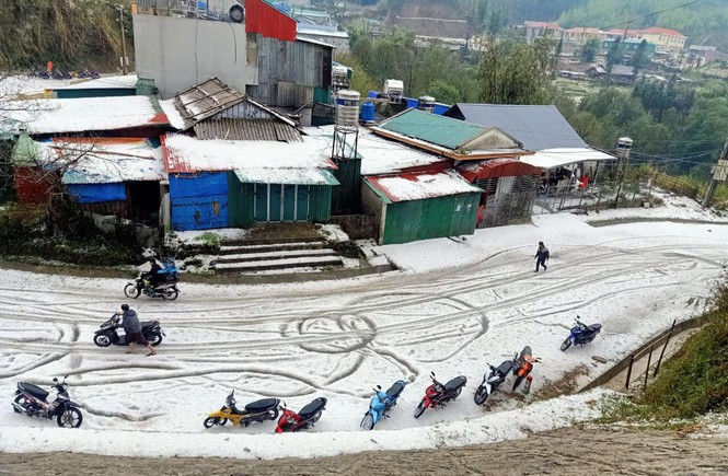 Miền Bắc có thể tái diễn mưa lớn, mưa đá từ chiều tối mai ảnh 1