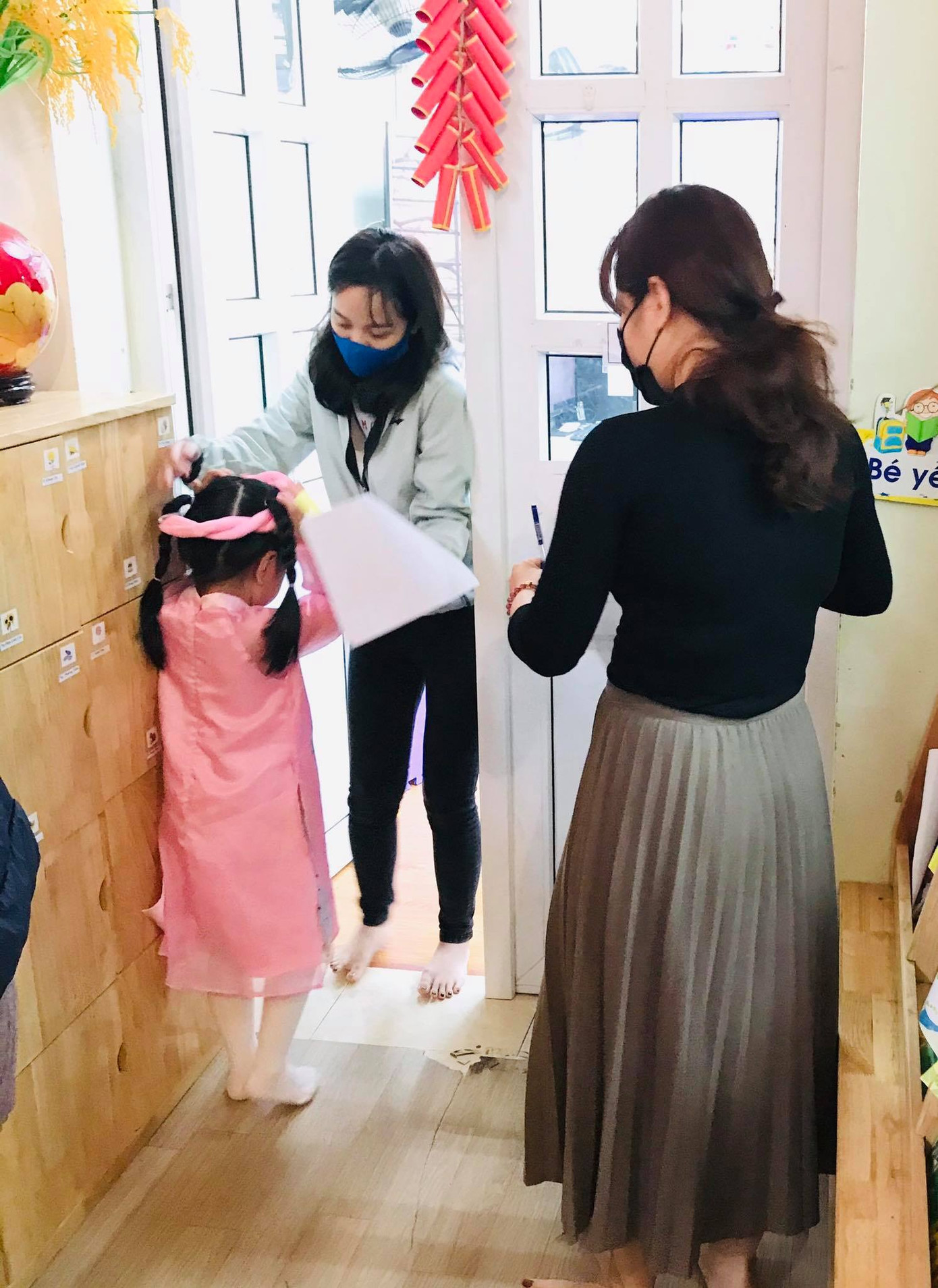 Sáng nay, hơn hai triệu học sinh Hà Nội trở lại trường ảnh 9