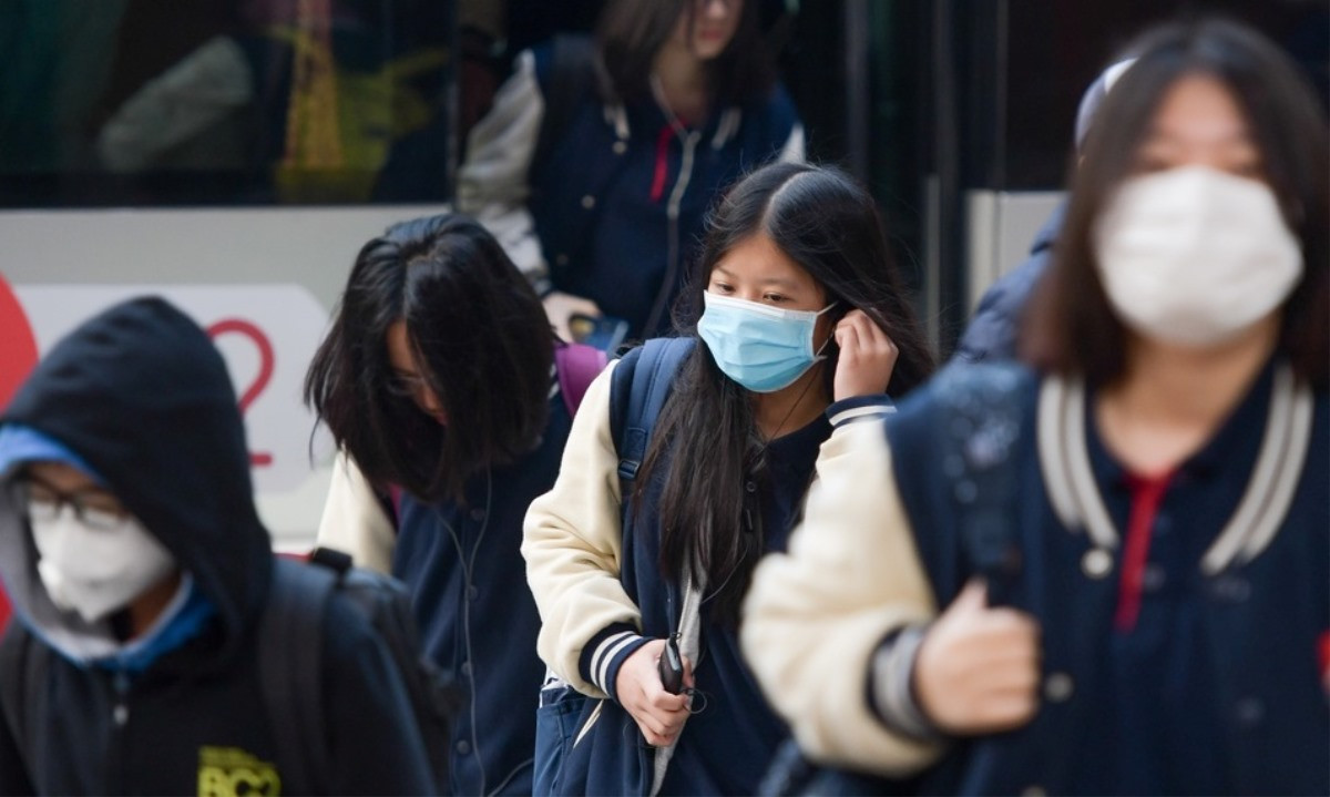 Hai học sinh tặng 10 triệu tiền tiết kiệm chống dịch Covid–19 ảnh 2 Hai học sinh tặng 10 triệu tiền tiết kiệm chống dịch Covid–19 ảnh 2