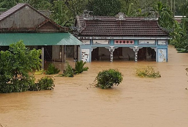 Bão số 9 có thể giật cấp 17, mưa dông gió giật từ đêm nay ảnh 2