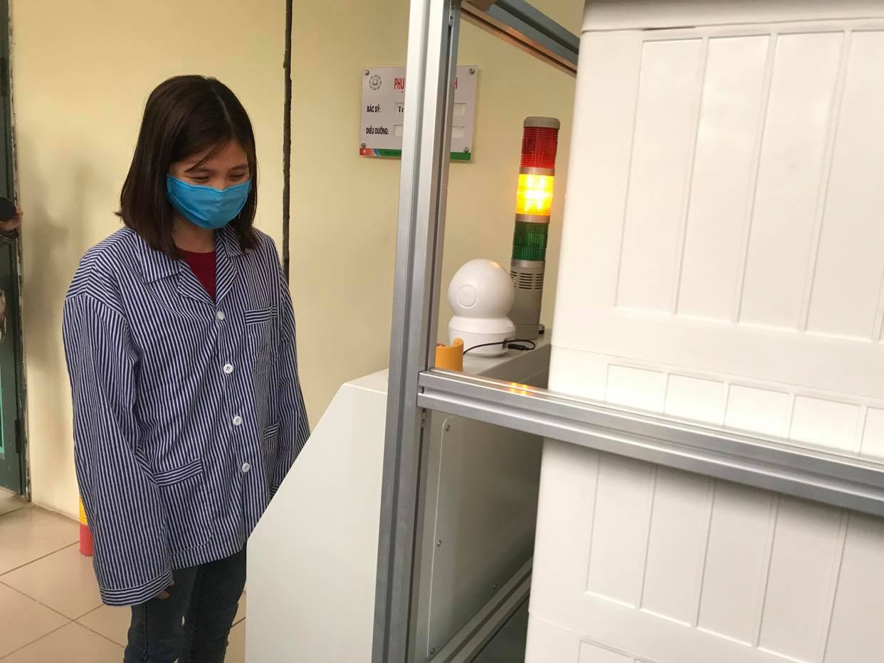 Robot hỗ trợ điều trị COVID-19 ra đời sau 2 tuần Bộ KH&CN đặt hàng ảnh 1